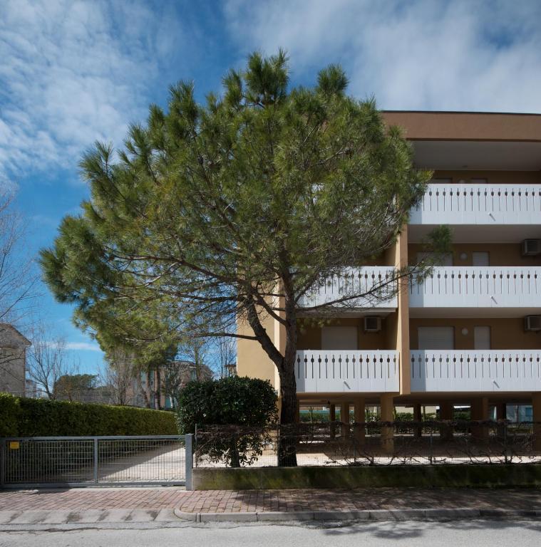 Condominio Lavinia Bibione Exterior foto